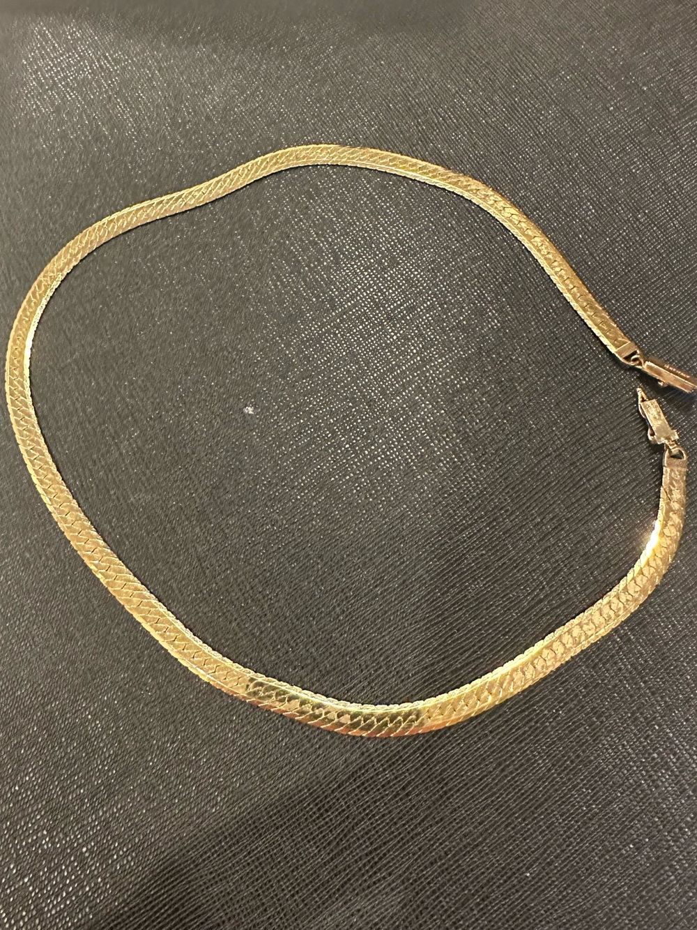 14K Gold Elegant Herringbone Necklace - Classic Women's Jewelry